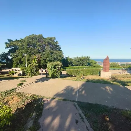 Апартаменты Ela Modern Seaside View